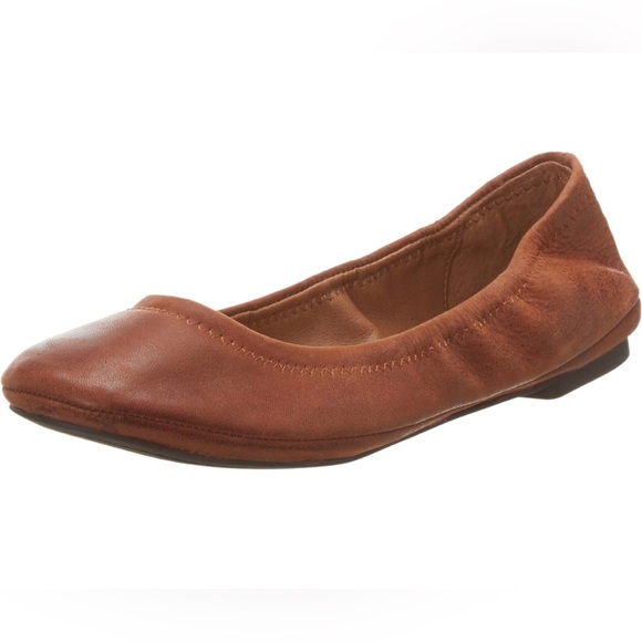 NIB Lucky Brand Women's Emmie Ballet Flat. Bourbon Tan color. Women size 6.5 - Picture 3 of 7